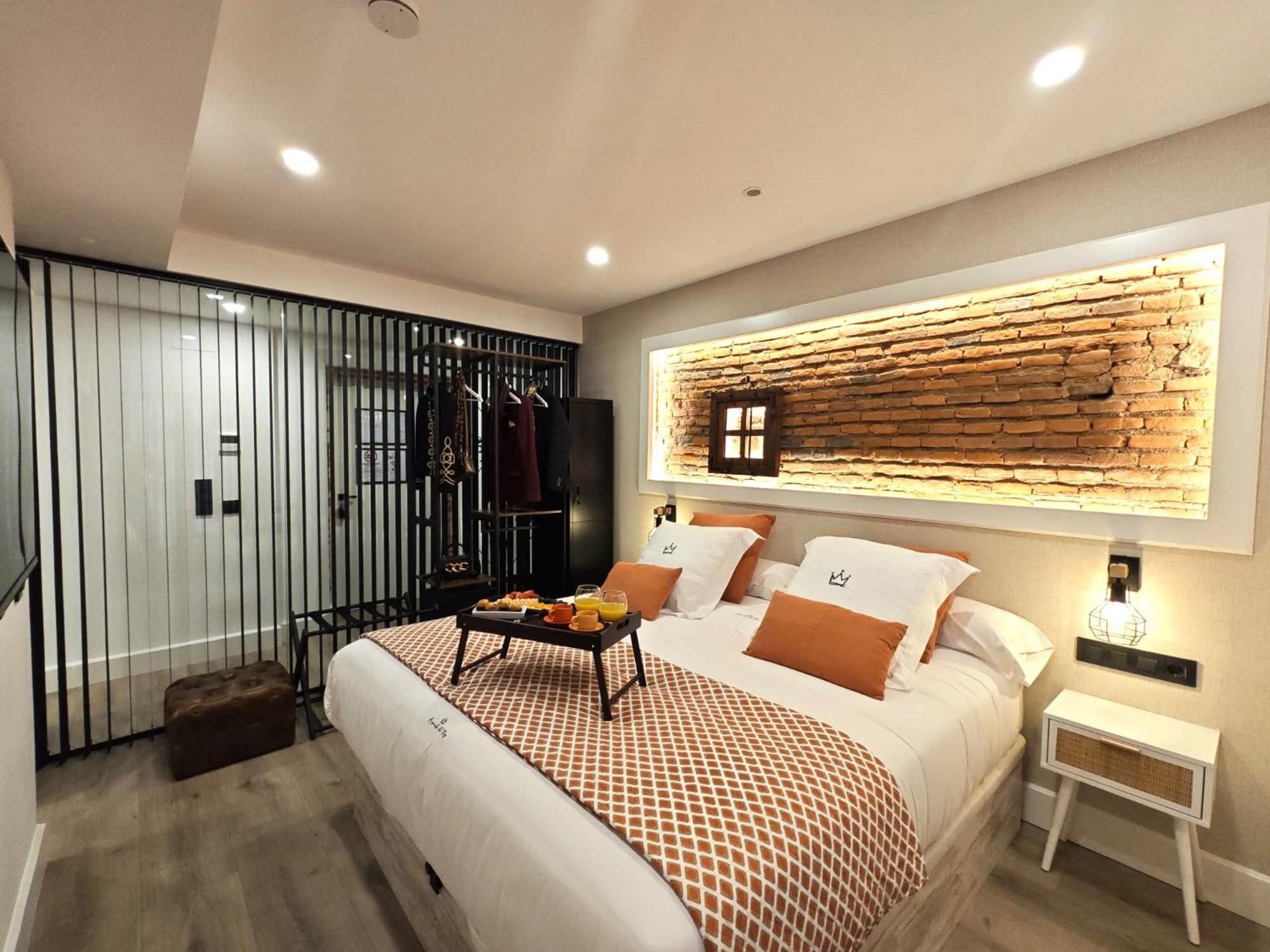 La Parada Del Rey - Luxury Suites Plasencia Eksteriør billede