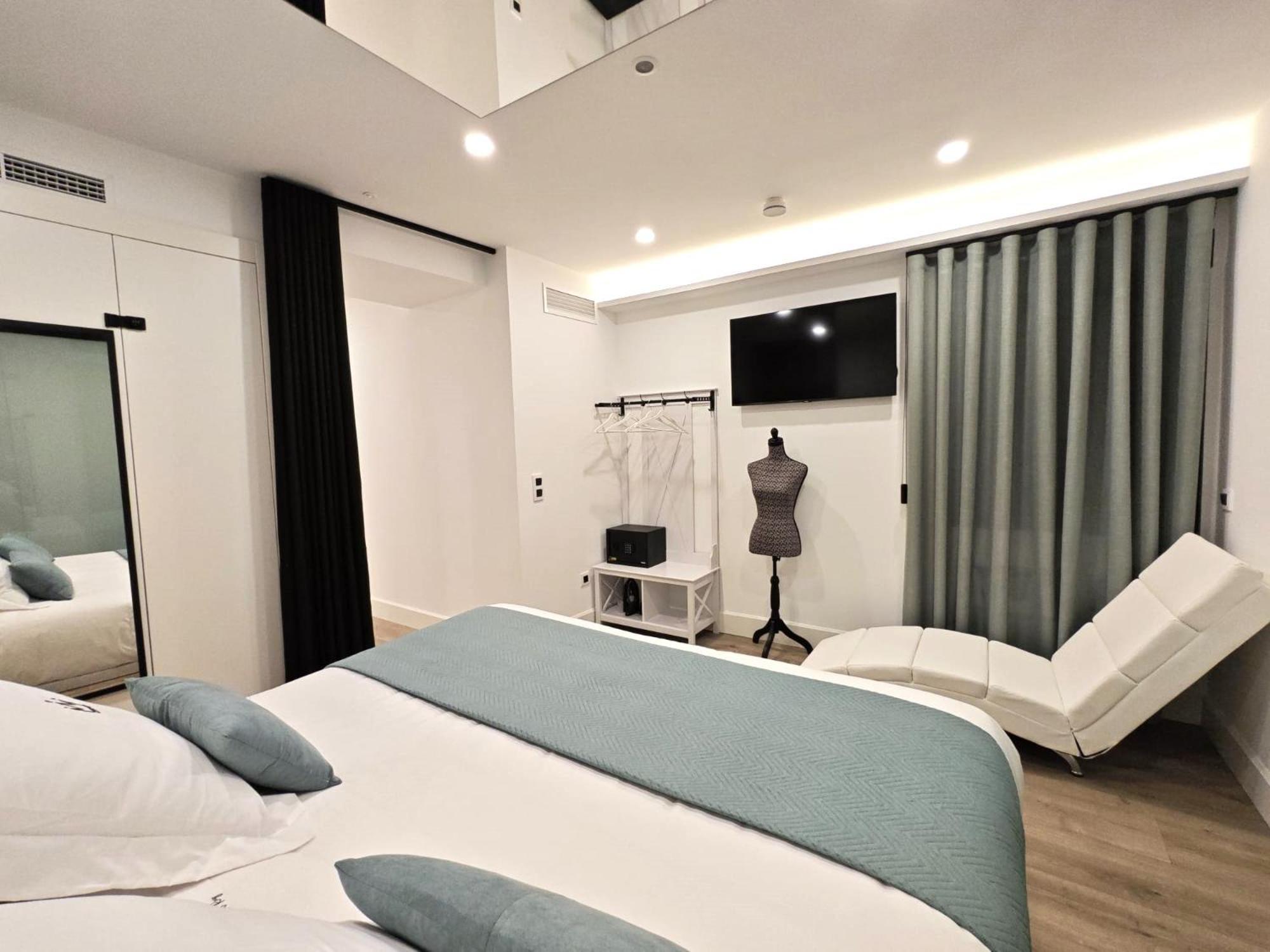 La Parada Del Rey - Luxury Suites Plasencia Eksteriør billede