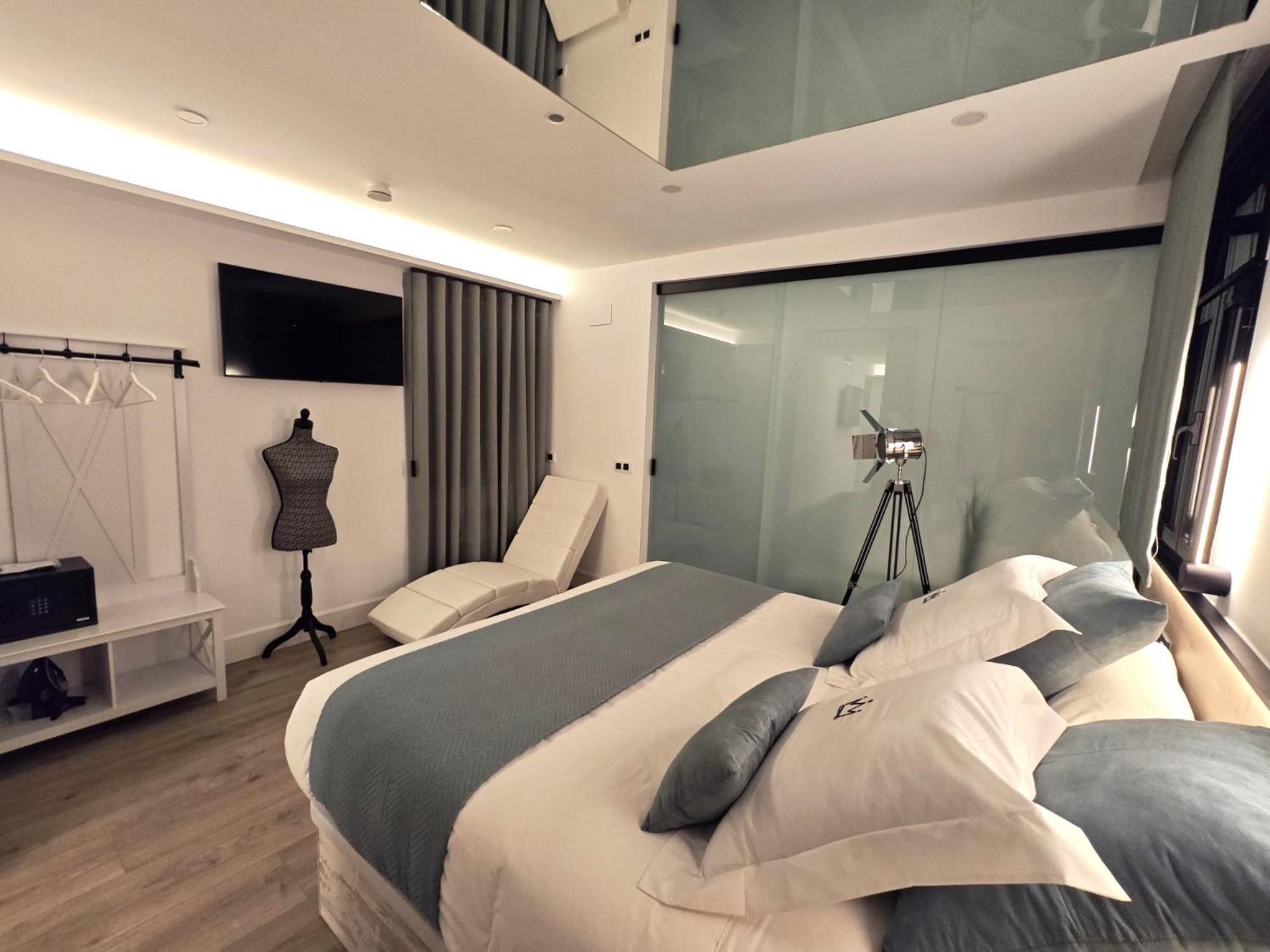 La Parada Del Rey - Luxury Suites Plasencia Eksteriør billede