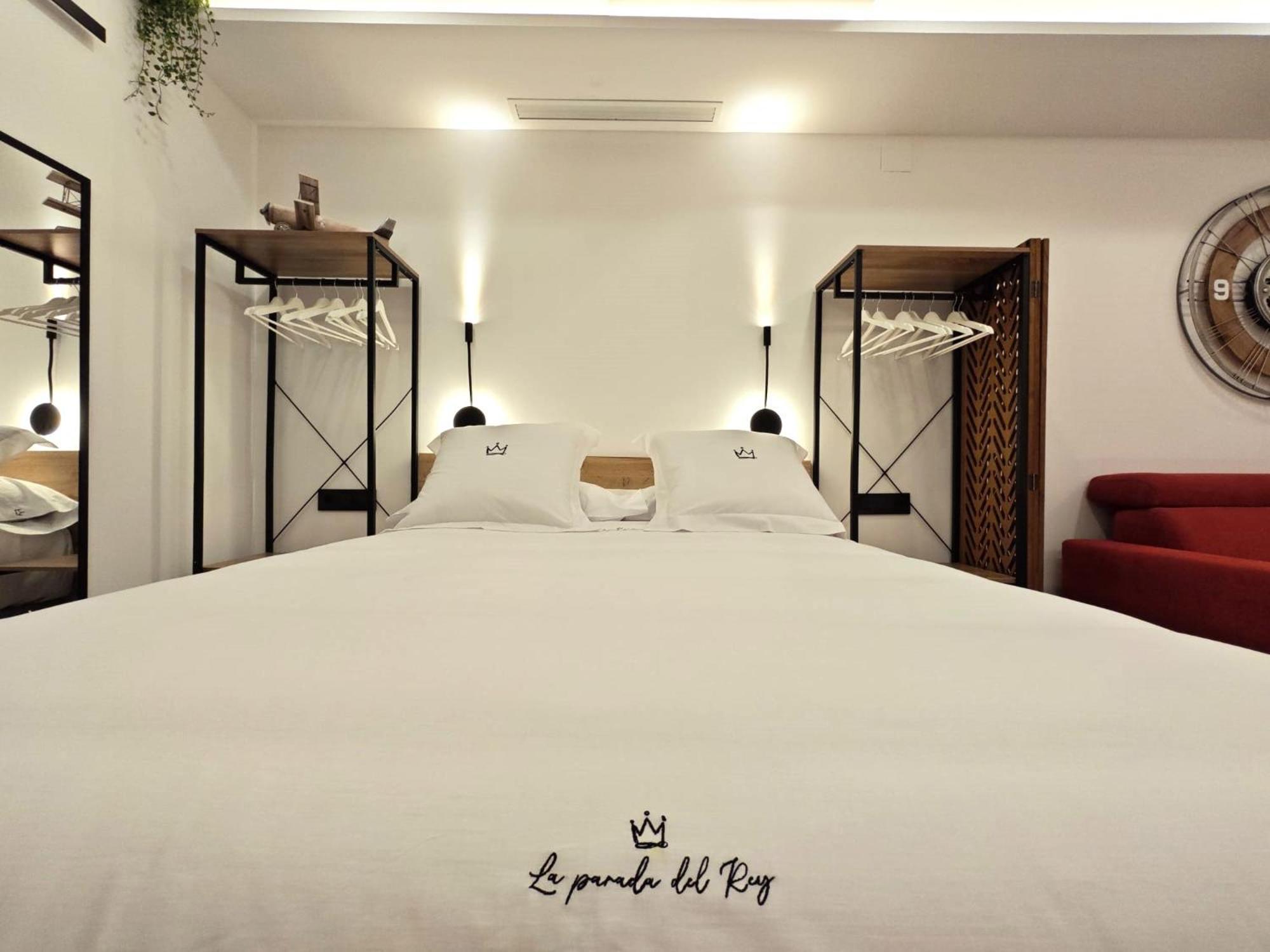 La Parada Del Rey - Luxury Suites Plasencia Eksteriør billede