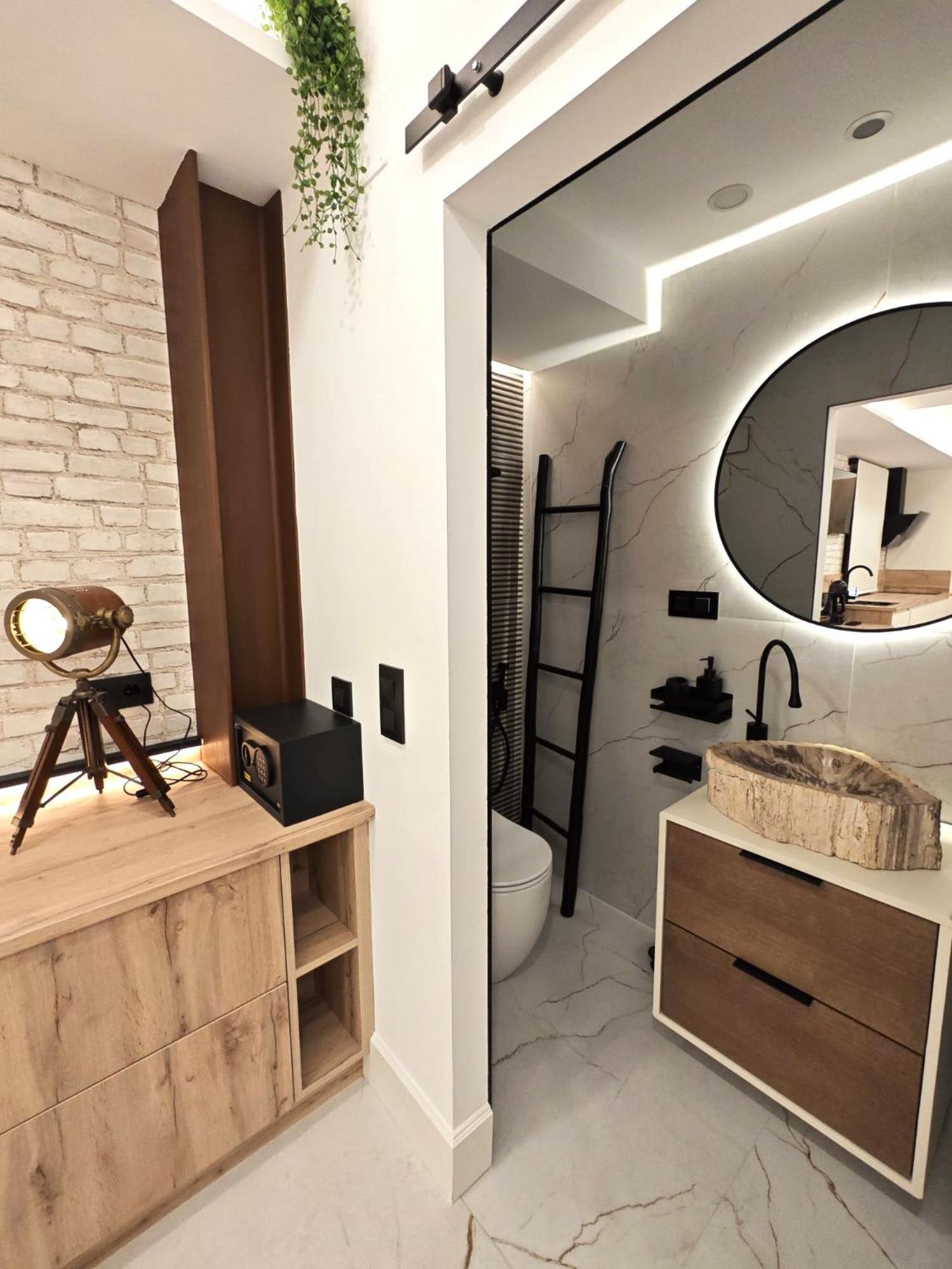 La Parada Del Rey - Luxury Suites Plasencia Eksteriør billede