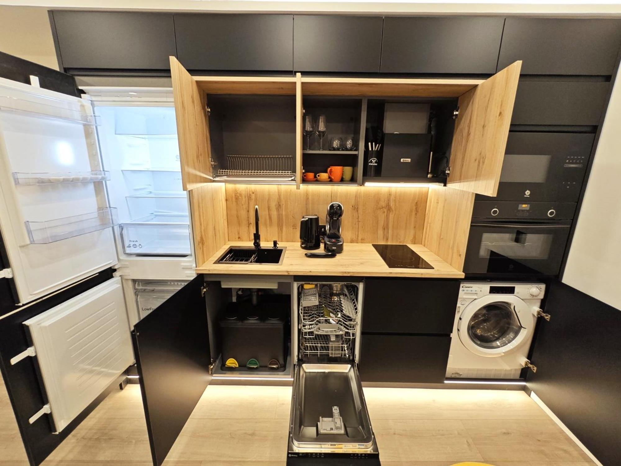 La Parada Del Rey - Luxury Suites Plasencia Eksteriør billede