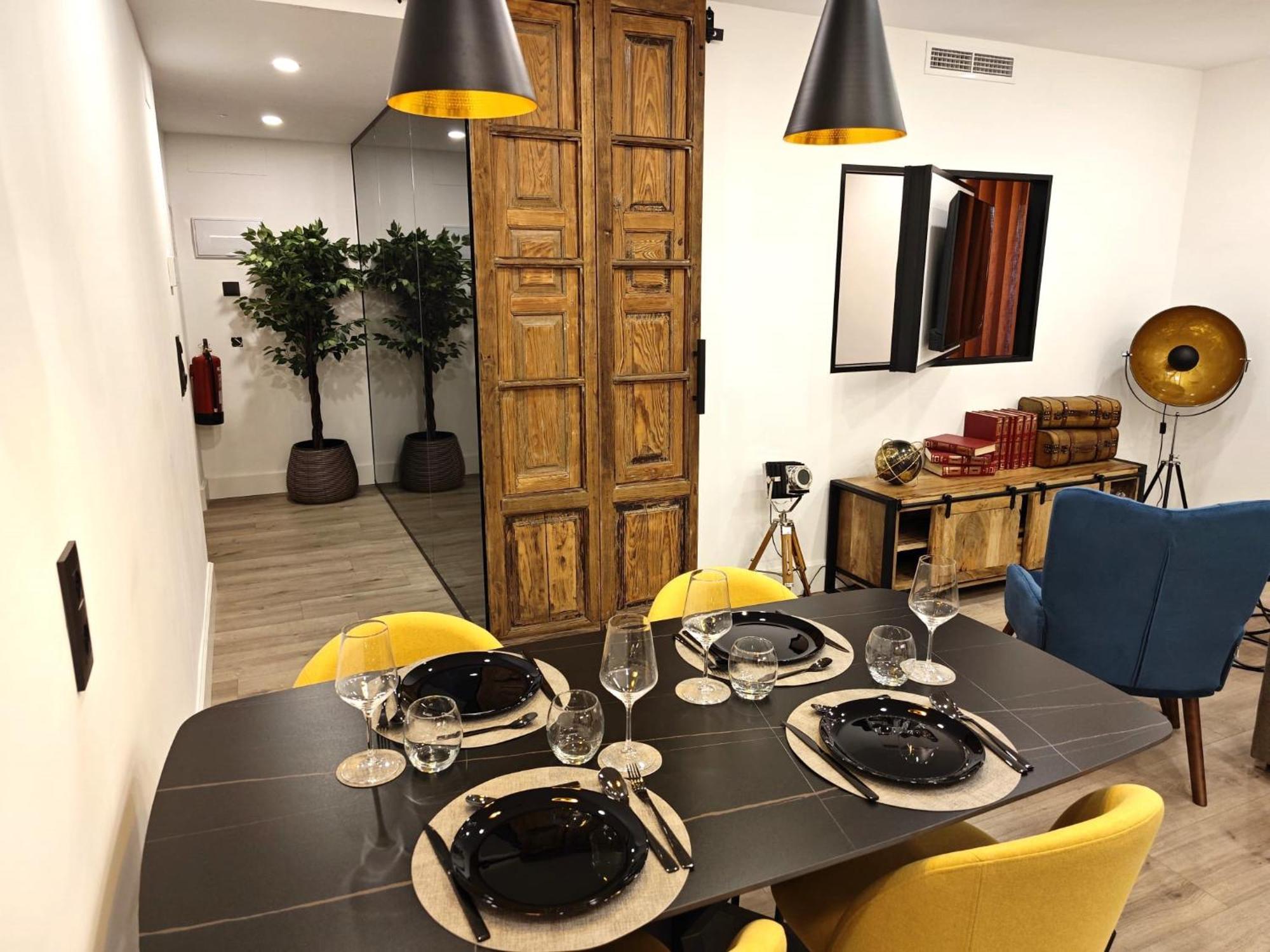 La Parada Del Rey - Luxury Suites Plasencia Eksteriør billede